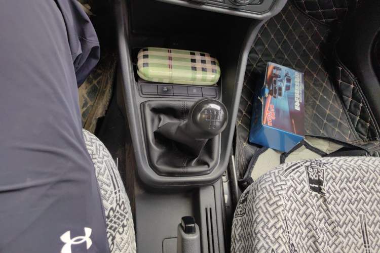 Used Volkswagen Santana 2021 1.5L Manual Fashion Edition Gear Lever