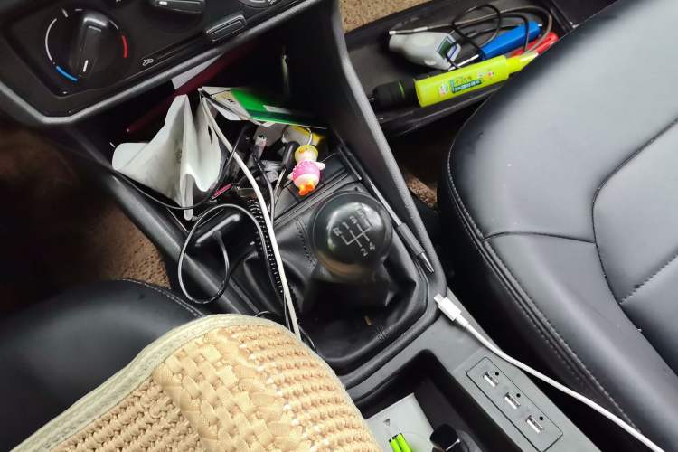 Used Volkswagen Santana 2021 1.5L Manual Fashion Edition Gear Lever