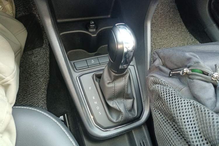 Used Volkswagen Santana 2021 1.5L Automatic Comfort Edition Gear Lever