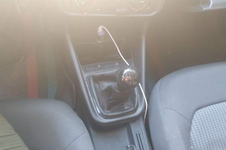 Used Volkswagen Santana 2021 1.5L Manual Fashion Edition Gear Lever
