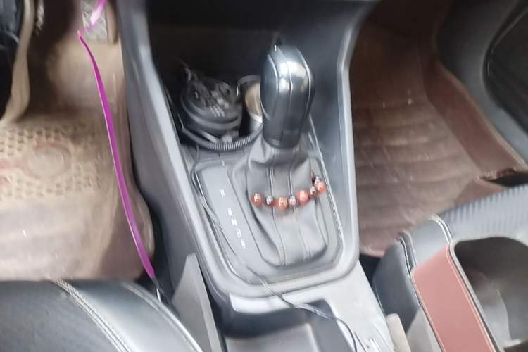 Used Volkswagen Santana 2021 1.5L Automatic Fashion Edition Gear Lever