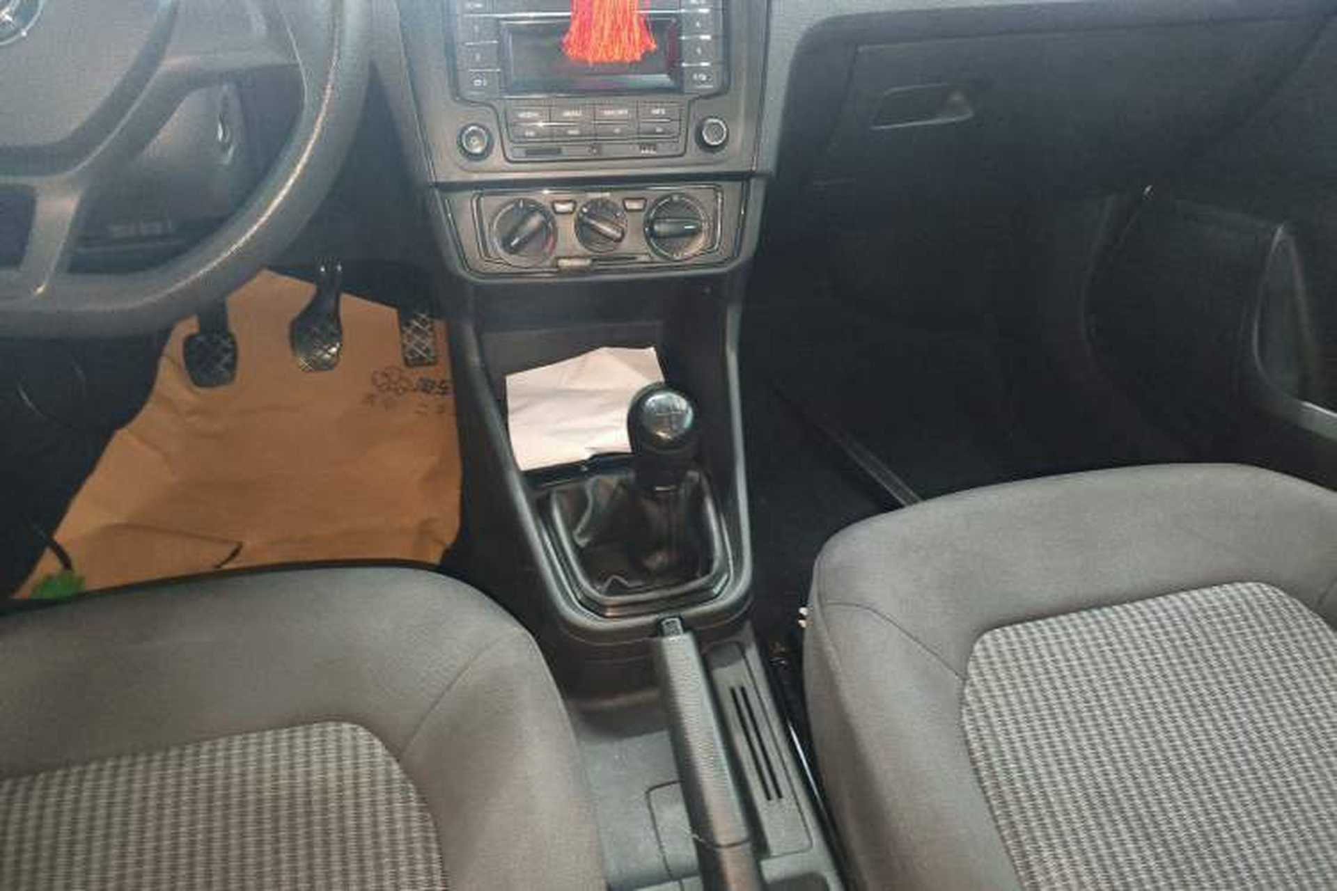 Used Volkswagen Santana 2021 1.5L Manual Fashion Edition Gear Lever