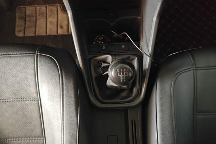 Used Volkswagen Santana 2021 1.5L Manual Fashion Edition Gear Lever