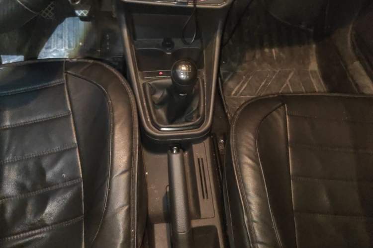 Used Volkswagen Santana 2021 1.5L Manual Fashion Edition Gear Lever