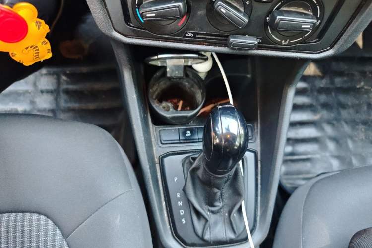 Used Volkswagen Santana 2021 1.5L Automatic Fashion Edition Gear Lever