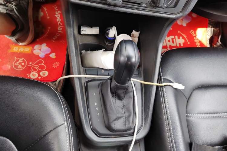 Used Volkswagen Santana 2021 1.5L Automatic Fashion Edition Gear Lever