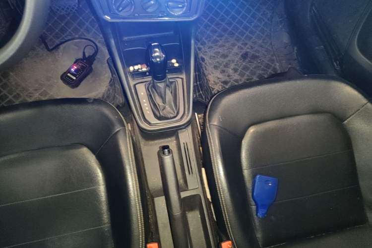Used Volkswagen Santana 2021 1.5L Automatic Fashion Edition Gear Lever