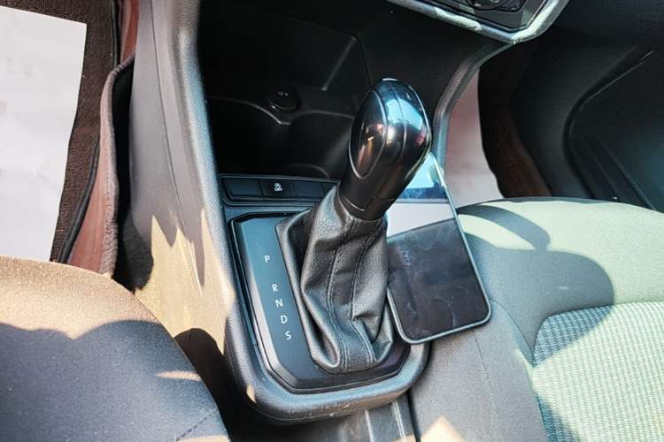 Used Volkswagen Santana 2021 1.5L Automatic Fashion Edition Gear Lever