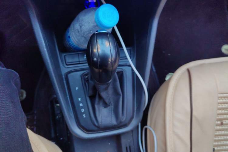 Used Volkswagen Santana 2021 1.5L Automatic Fashion Edition Gear Lever