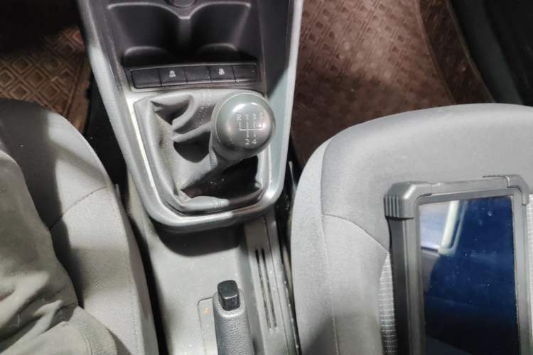 Used Volkswagen Santana 2021 1.5L Manual Fashion Edition Gear Lever