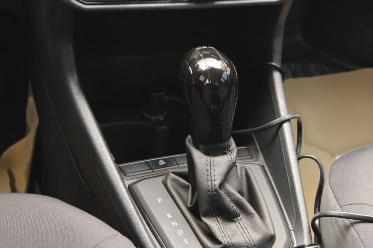 Used Volkswagen Santana 2021 1.5L Automatic Fashion Edition Gear Lever