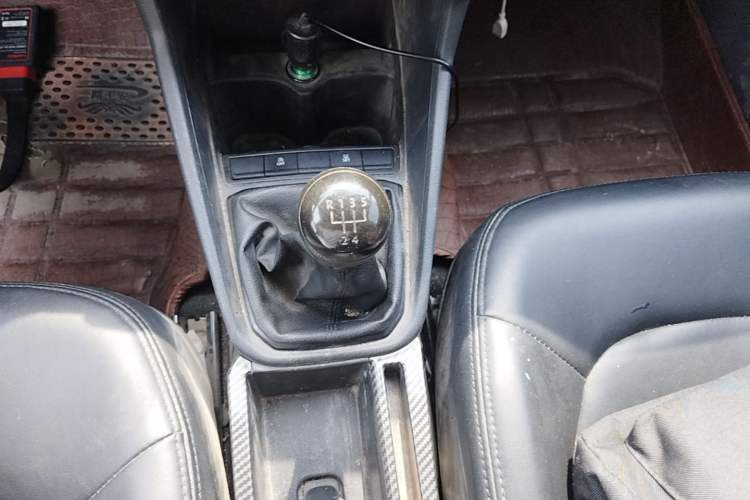 Used Volkswagen Santana 2021 1.5L Manual Fashion Edition Gear Lever