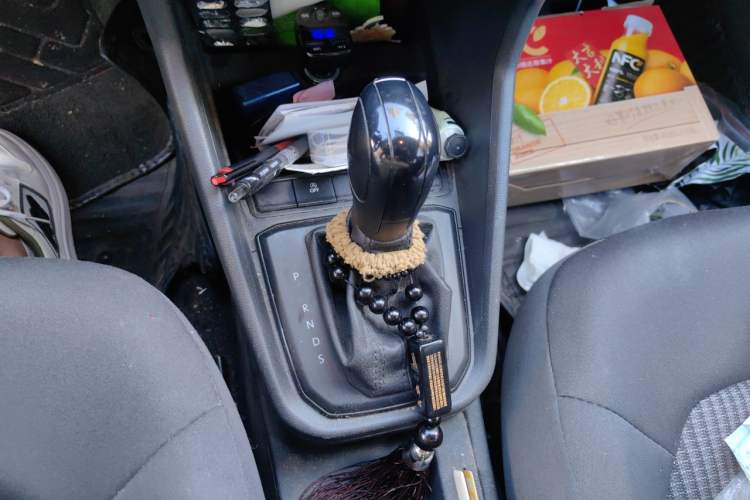 Used Volkswagen Santana 2021 1.5L Automatic Fashion Edition Gear Lever