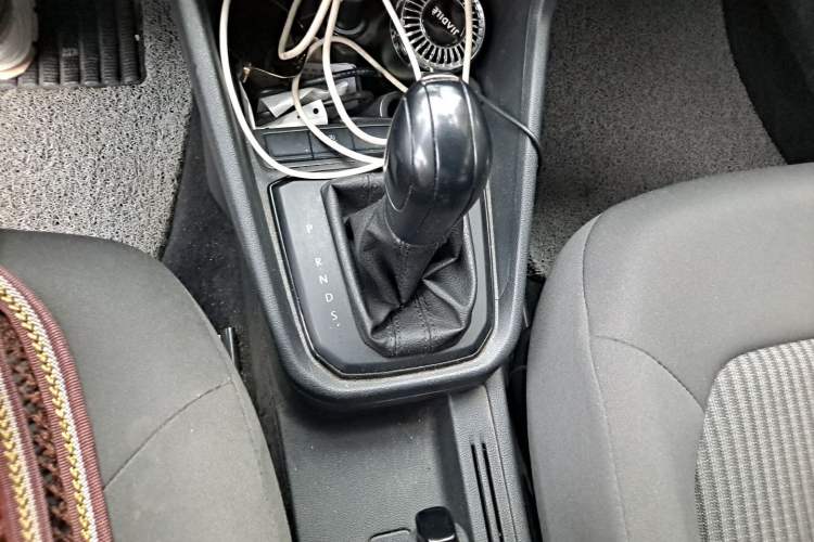Used Volkswagen Santana 2021 1.5L Automatic Fashion Edition Gear Lever