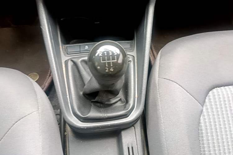 Used Volkswagen Santana 2021 1.5L Manual Fashion Edition Gear Lever