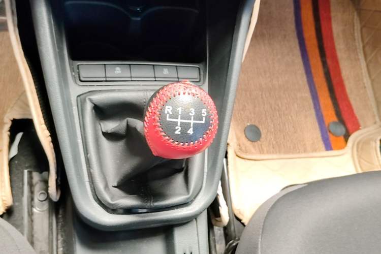 Used Volkswagen Santana 2021 1.5L Manual Fashion Edition Gear Lever