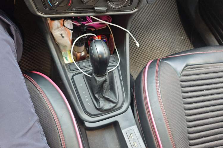 Used Volkswagen Santana 2021 1.5L Automatic Fashion Edition Gear Lever