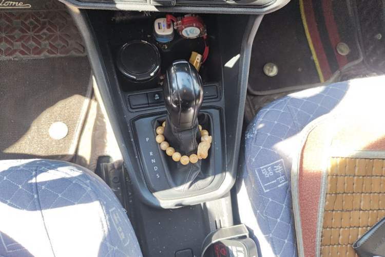 Used Volkswagen Santana 2021 1.5L Automatic Fashion Edition Gear Lever