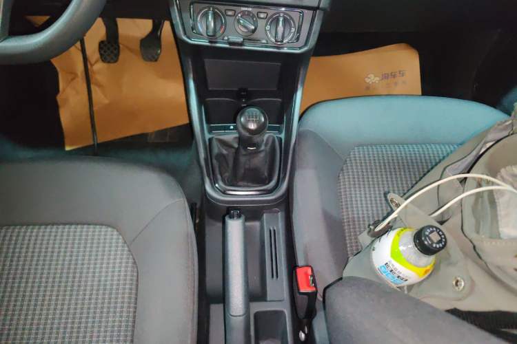 Used Volkswagen Santana 2021 1.5L Manual Fashion Edition Gear Lever
