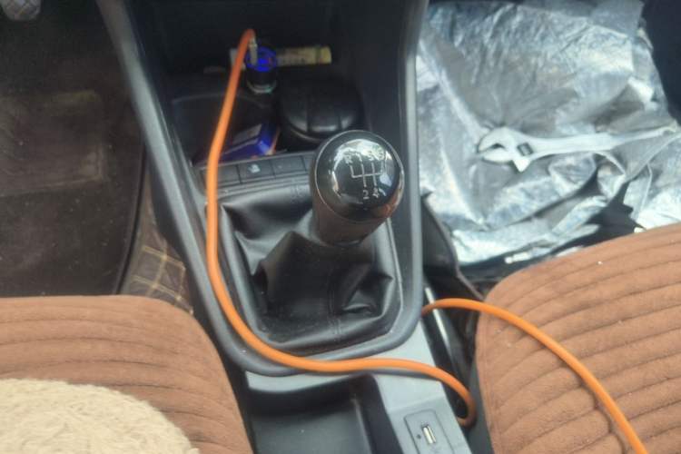 Used Volkswagen Santana 2021 1.5L Manual Fashion Edition Gear Lever