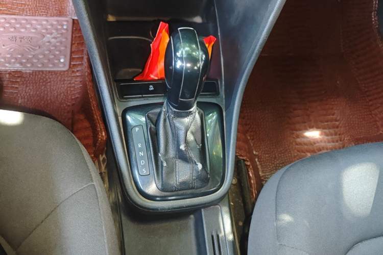 Used Volkswagen Santana 2021 1.5L Automatic Fashion Edition Gear Lever