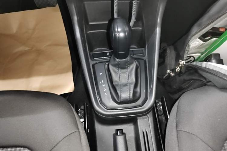 Used Volkswagen Santana 2021 1.5L Automatic Fashion Edition Gear Lever