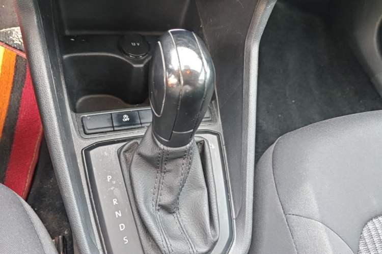 Used Volkswagen Santana 2021 1.5L Automatic Fashion Edition Gear Lever