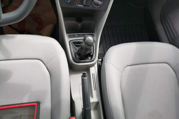 Used Volkswagen Santana 2021 1.5L Manual Fashion Edition Gear Lever