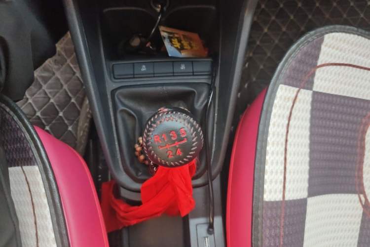 Used Volkswagen Santana 2021 1.5L Manual Fashion Edition Gear Lever
