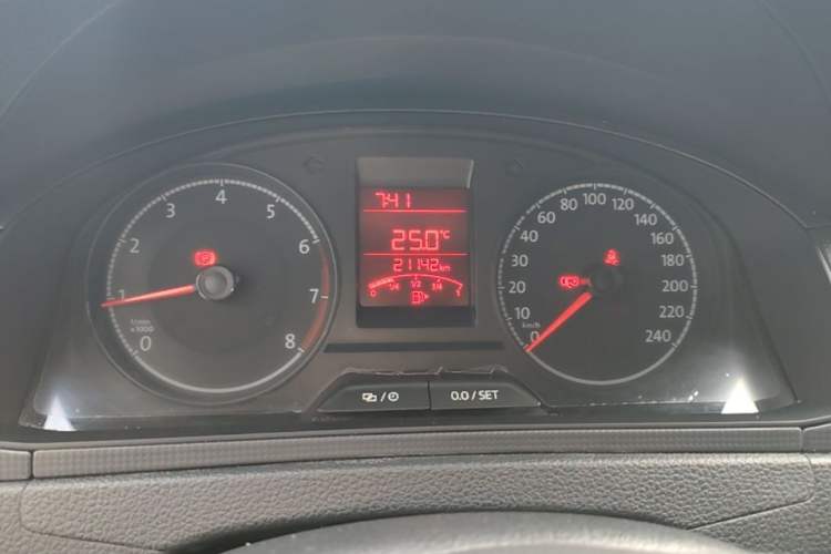 Used Volkswagen Santana 2021 1.5L Manual Fashion Edition Instrument Cluster