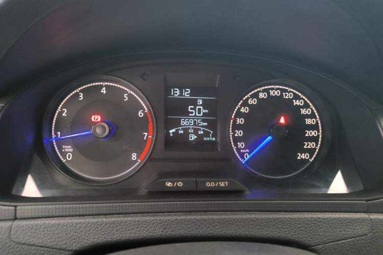 Used Volkswagen Santana 2021 1.5L Manual Fashion Edition Instrument Cluster