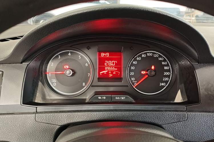Used Volkswagen Santana 2021 1.5L Manual Fashion Edition Instrument Cluster