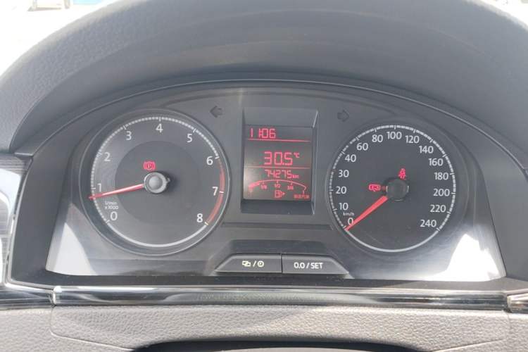 Used Volkswagen Santana 2021 1.5L Manual Fashion Edition Instrument Cluster