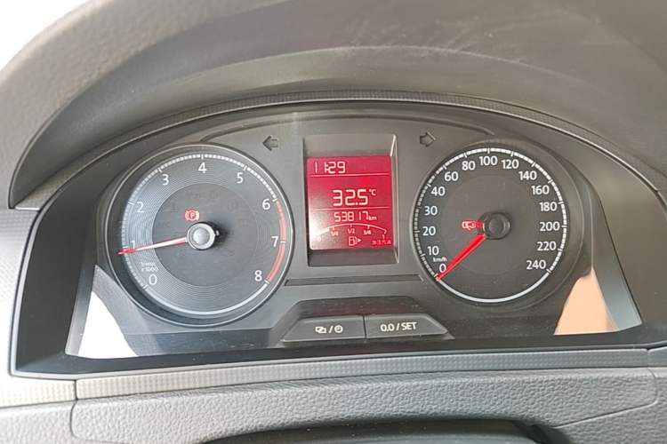 Used Volkswagen Santana 2021 1.5L Manual Fashion Edition Instrument Cluster
