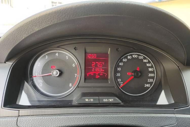 Used Volkswagen Santana 2021 1.5L Manual Fashion Edition Instrument Cluster