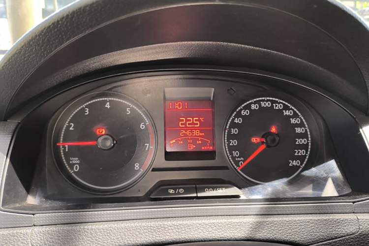 Used Volkswagen Santana 2021 1.5L Manual Fashion Edition Instrument Cluster
