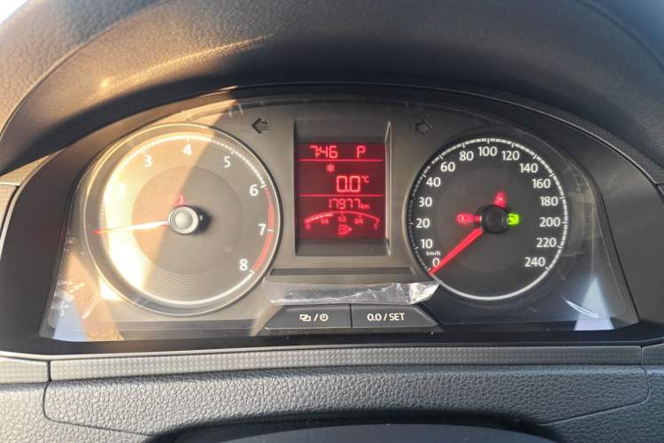 Used Volkswagen Santana 2021 1.5L Automatic Fashion Edition Instrument Cluster