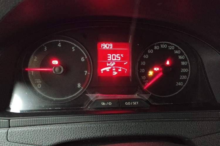 Used Volkswagen Santana 2021 1.5L Manual Fashion Edition Instrument Cluster
