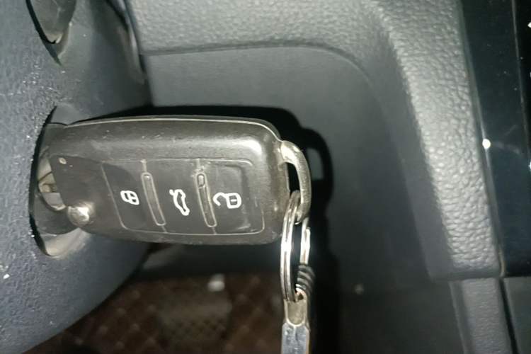 Used Volkswagen Santana 2021 1.5L Automatic Fashion Edition Interior 1