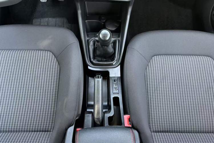Used Volkswagen Santana 2021 1.5L Manual Fashion Edition Interior 11