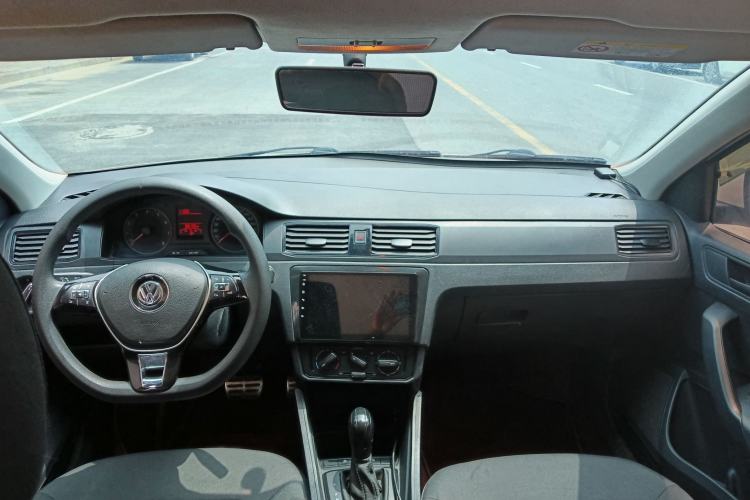 Used Volkswagen Santana 2021 1.5L Automatic Fashion Edition Interior 2