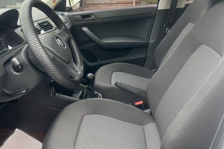 Used Volkswagen Santana 2021 1.5L Manual Fashion Edition Interior 2