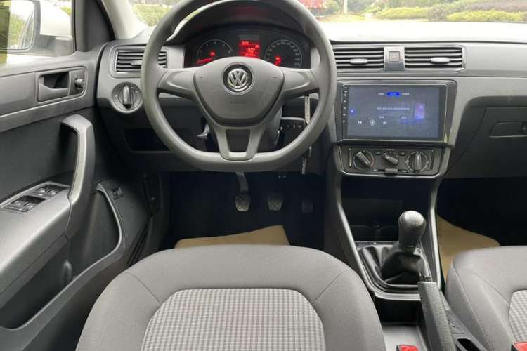 Used Volkswagen Santana 2021 1.5L Manual Fashion Edition Interior 2