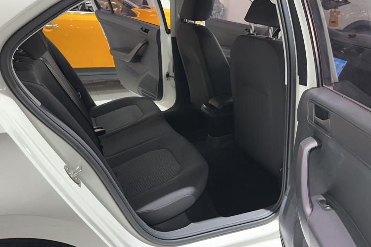 Used Volkswagen Santana 2021 1.5L Automatic Fashion Edition Interior 2