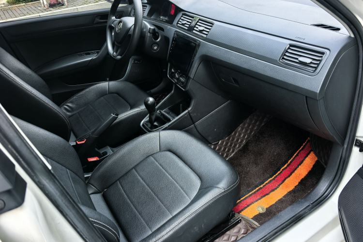 Used Volkswagen Santana 2021 1.5L Manual Fashion Edition Interior 2