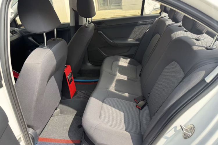 Used Volkswagen Santana 2021 1.5L Manual Fashion Edition Interior 3