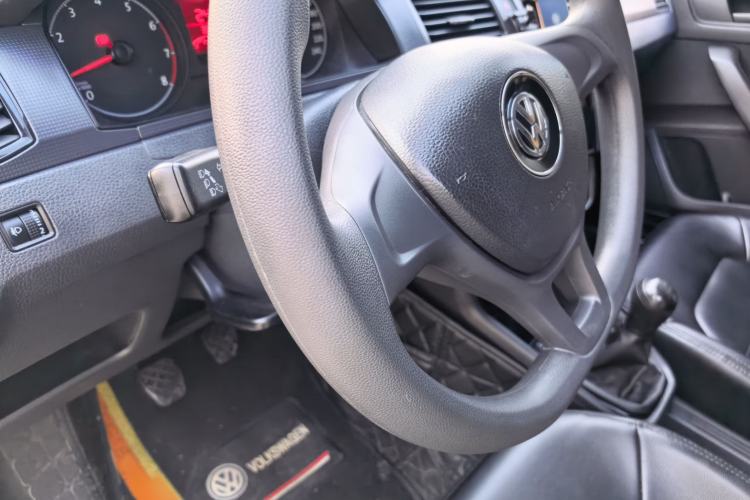 Used Volkswagen Santana 2021 1.5L Manual Fashion Edition Interior 3