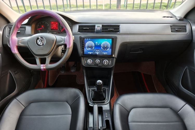 Used Volkswagen Santana 2021 1.5L Manual Fashion Edition Interior 3
