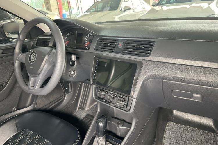 Used Volkswagen Santana 2021 1.5L Automatic Fashion Edition Interior 3