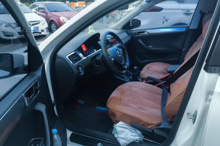 Used Volkswagen Santana 2021 1.5L Manual Fashion Edition Interior 3